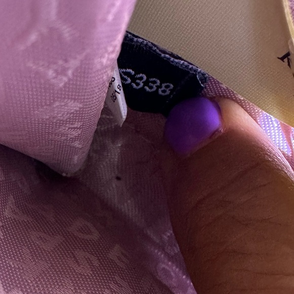 Elegant Lavender Women’s Kate spade ♠️ long wallet no tears or stains - Picture 12 of 12